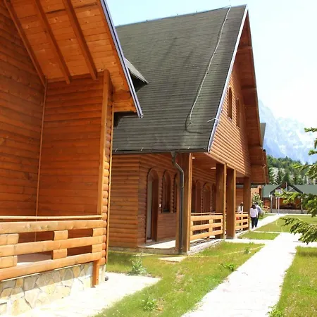 Valbona Tdc Aparthotel Bajram Curri