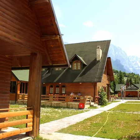Aparthotel Valbona Tdc Bajram Curri